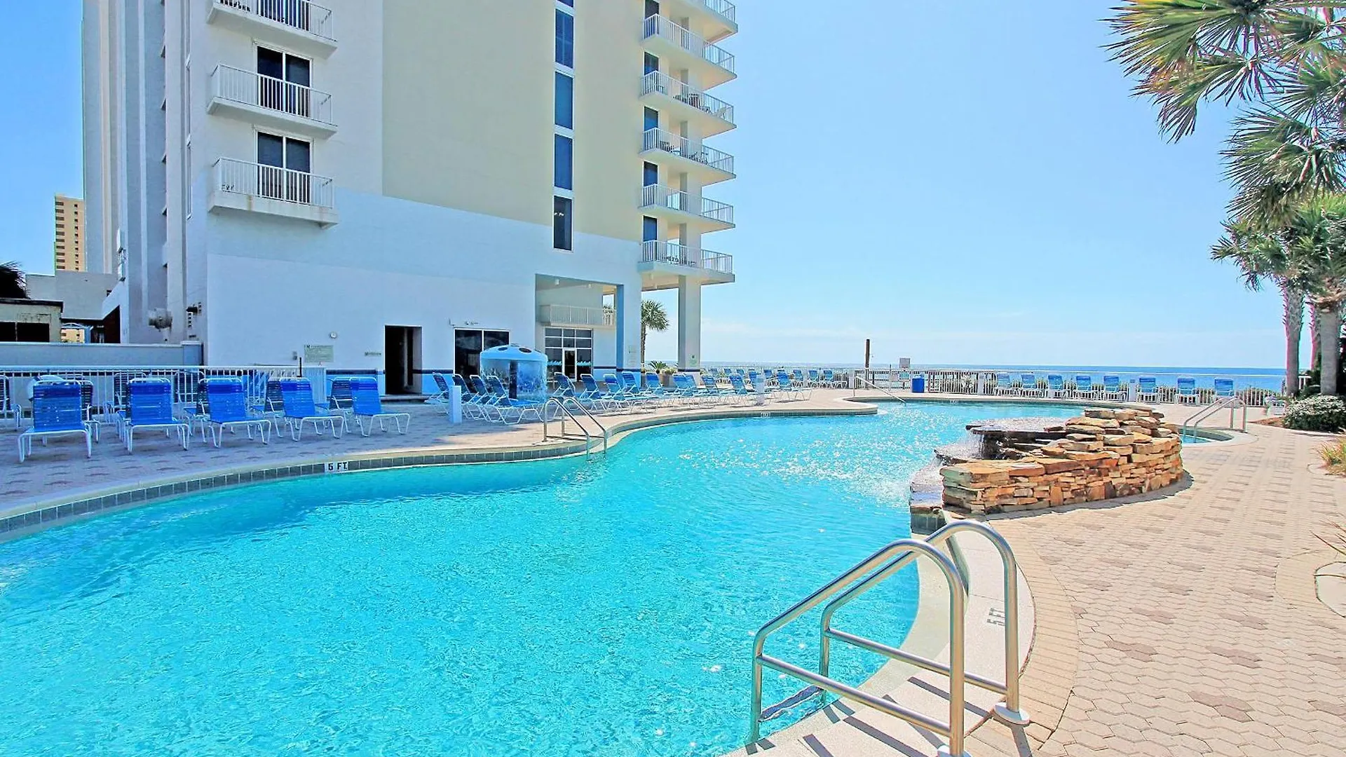 Semesterbostad Majestic Beach Towers 2-404 Panama City Beach